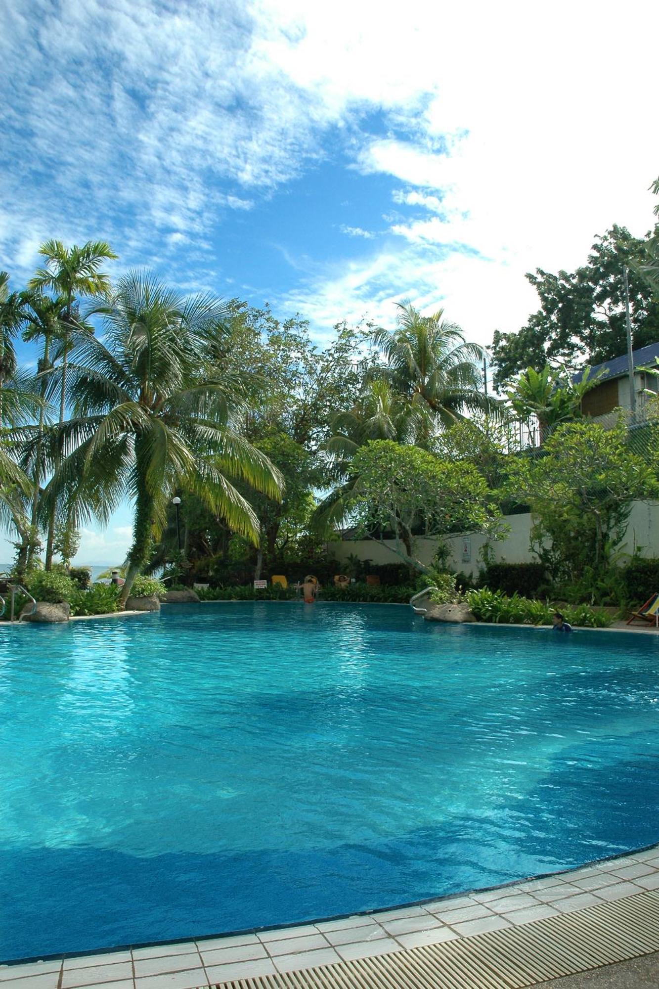 Rainbow Paradise Beach Resort Tanjung Bungah  Exterior photo